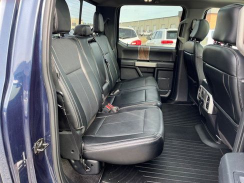 Used 2018 Ford F150 Lariat w/ Equipment Group 502A Luxury image 16