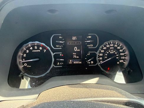 Used 2018 Toyota Tundra SR5 w/ SR5 Upgrade Package RWD image 16