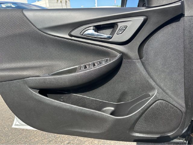 Used 2021 Chevrolet Malibu LT FWD image 7