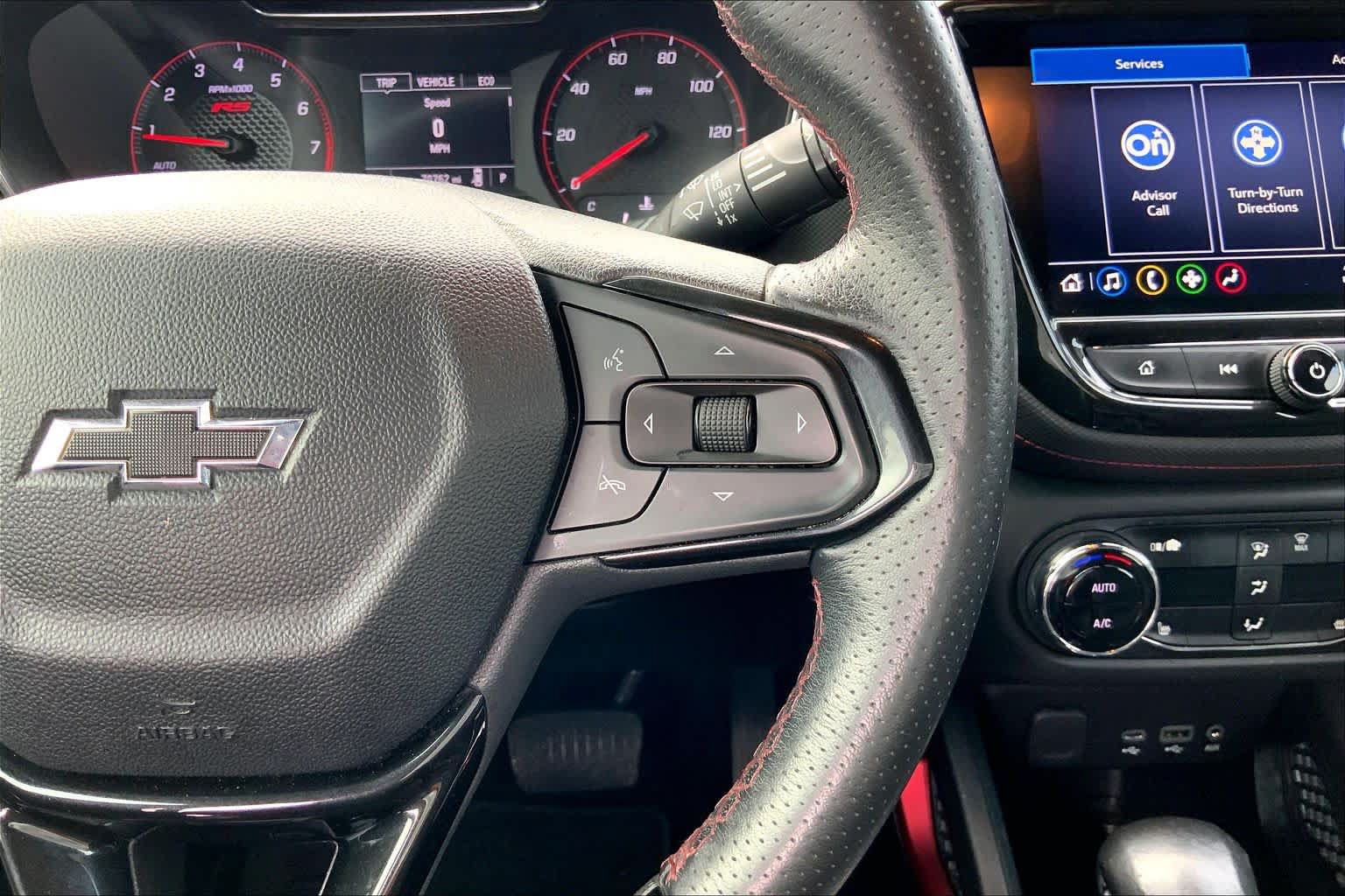 Used 2021 Chevrolet TrailBlazer RS w/ Convenience Package FWD image 24