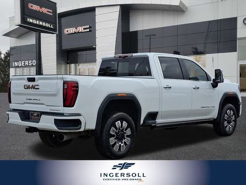 Used 2024 GMC Sierra 2500 Denali w/ Denali Reserve Package image 9