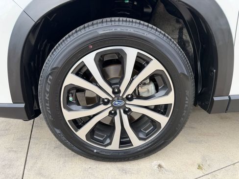 Used 2024 Subaru Forester Limited image 10