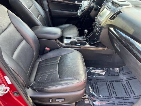 Used 2014 Kia Sorento SX w/ 3rd Row Package AWD/4WD image 30