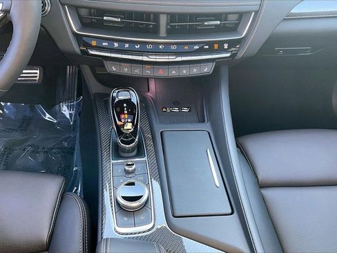 Used 2025 Cadillac CT5 V image 15