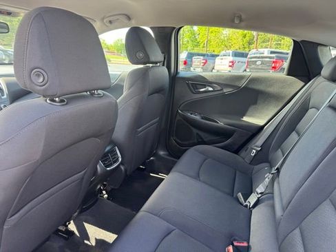Used 2022 Chevrolet Malibu LT FWD image 27