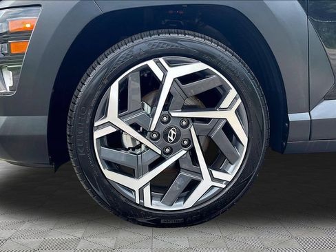 Used 2026 Hyundai Kona SEL Premium FWD image 36