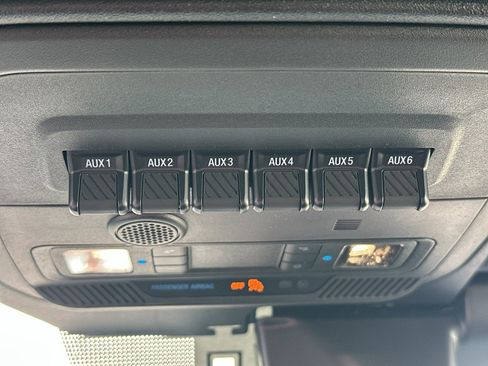 New 2026 Ford Bronco Badlands image 25