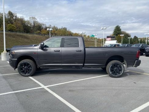 New 2026 RAM 3500 Laramie image 4
