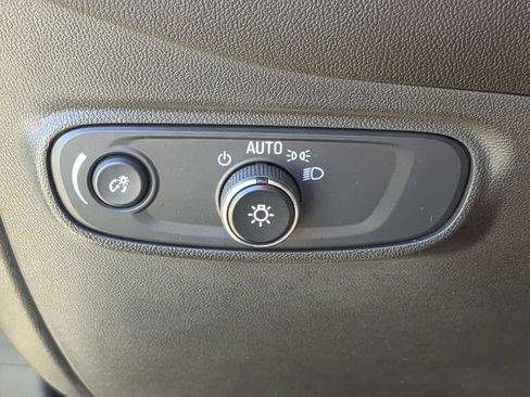 Certified 2024 Chevrolet Equinox LS w/ LPO, Cargo Package FWD image 17