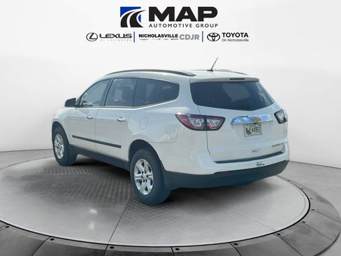 Used 2015 Chevrolet Traverse LS image 3