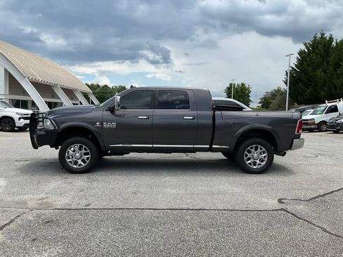 Used 2016 RAM 3500 Laramie Longhorn AWD/4WD image 4