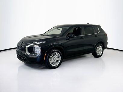 Used 2022 Mitsubishi Outlander ES