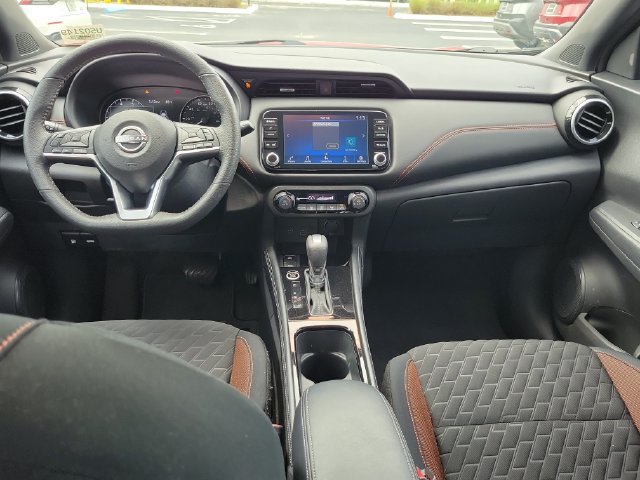 Used 2023 Nissan Kicks SR FWD image 13