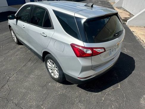 Used 2018 Chevrolet Equinox LS image 8