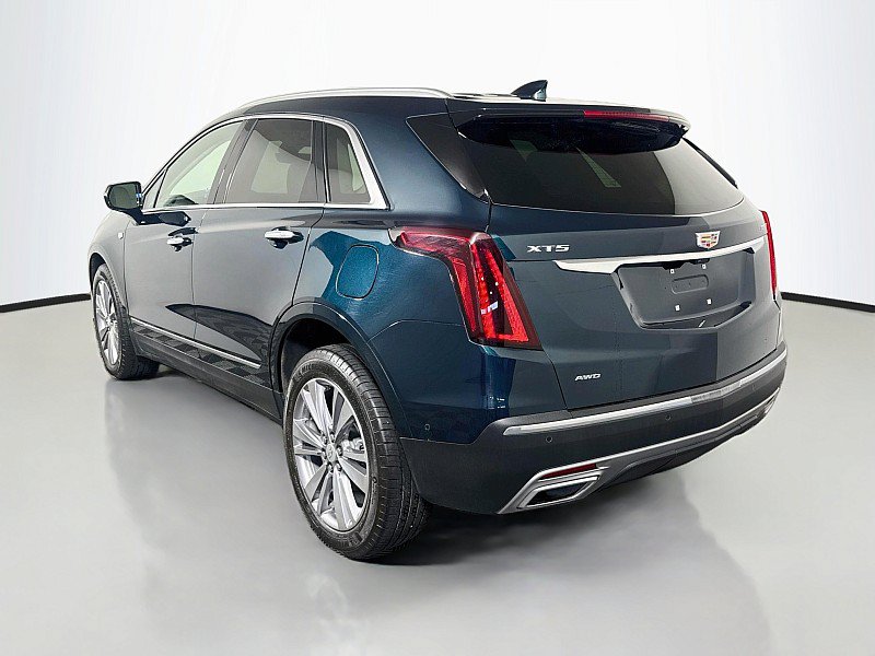 Used 2025 Cadillac XT5 Premium Luxury w/ Technology Package AWD/4WD image 5