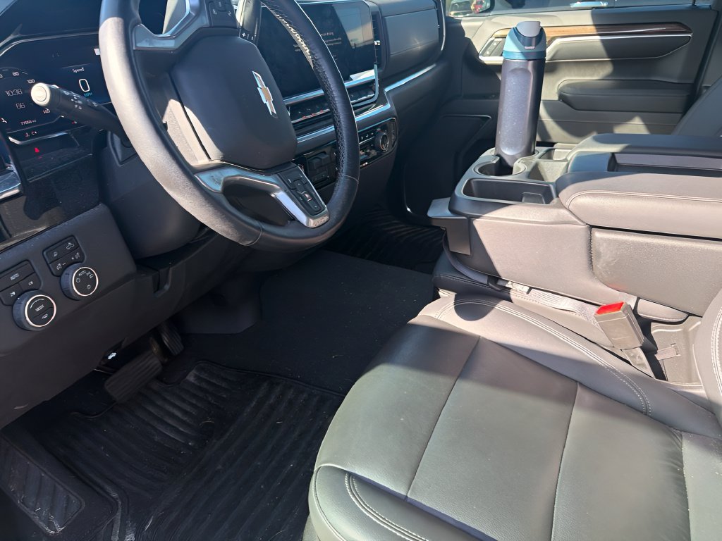 Used 2022 Chevrolet Silverado 1500 LT w/ All Star Edition Plus AWD/4WD image 5