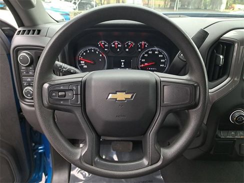 Used 2022 Chevrolet Silverado 1500 Custom image 24