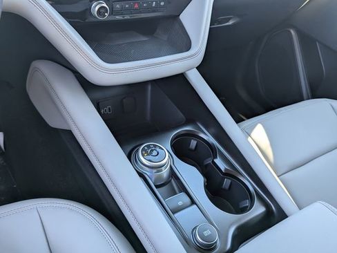 New 2026 Ford Explorer Active w/ Active Comfort Package image 19