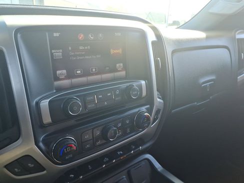 Used 2014 GMC Sierra 1500 SLE w/ SLE Value Package AWD/4WD image 34