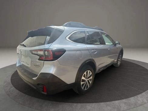 Used 2022 Subaru Outback Premium AWD/4WD image 5