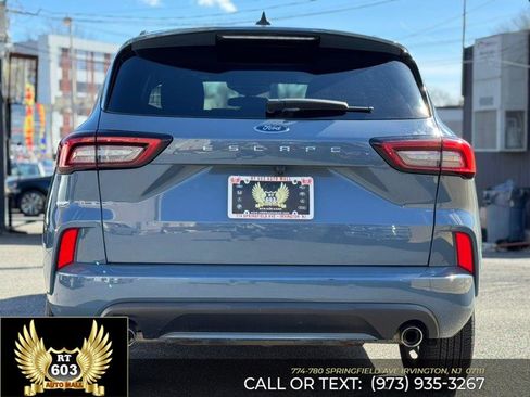 Used 2024 Ford Escape ST-Line image 4