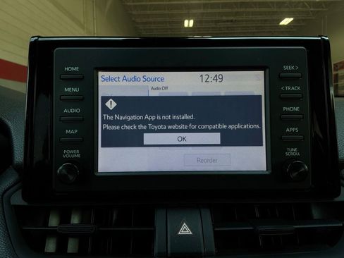 Used 2019 Toyota RAV4 XLE FWD image 35