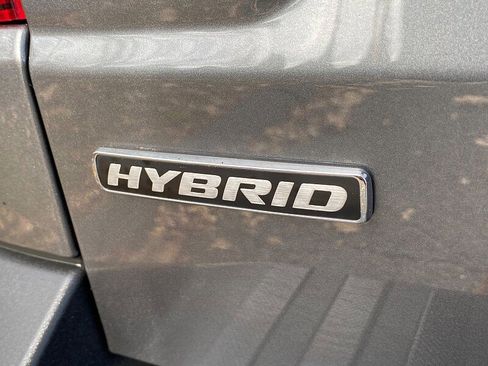 Certified 2024 Ford Maverick Lariat w/ Black Appearance Package image 15