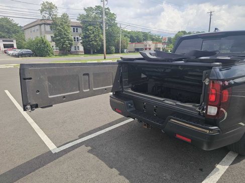 Used 2019 Honda Ridgeline Black Edition image 11