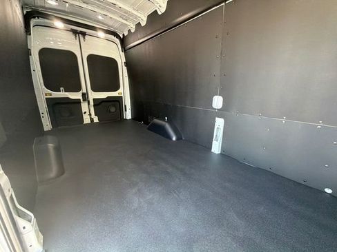 New 2026 Ford Transit 250 148 High Roof Extended RWD image 16