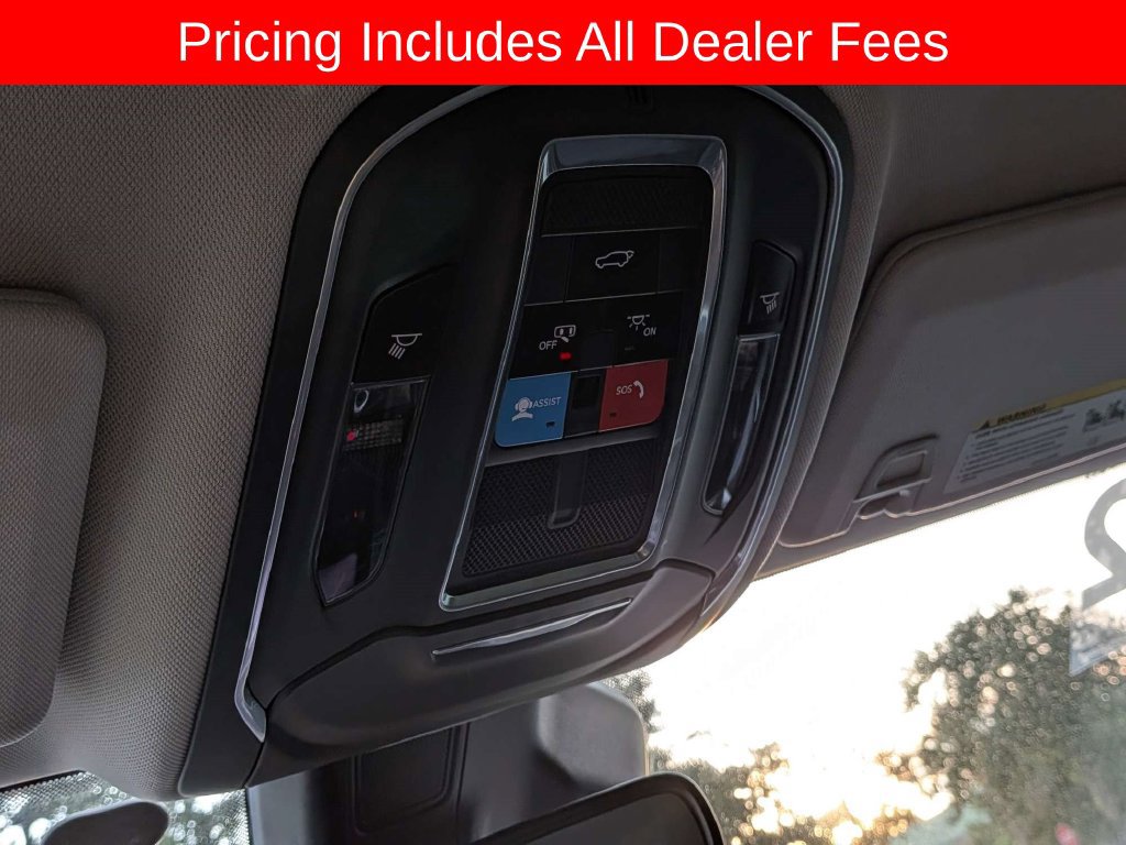 Used 2022 Jeep Grand Cherokee L Laredo w/ Luxury Tech Group I AWD/4WD image 22