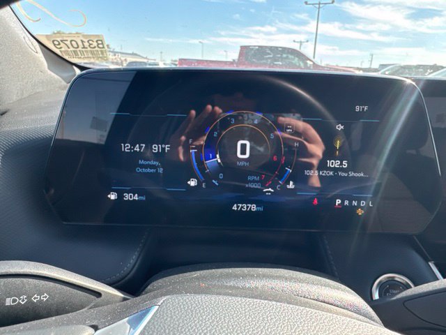 Used 2025 Chevrolet Equinox LT FWD image 13