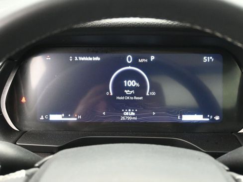 Used 2024 Jeep Grand Cherokee L Limited w/ Luxury Tech Group II image 12