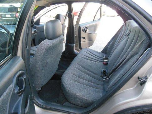Used 2001 Chevrolet Cavalier Sedan image 17
