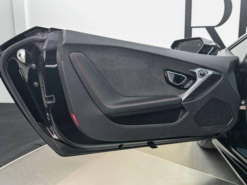 Used 2016 Lamborghini Huracan LP 580-2 RWD image 16
