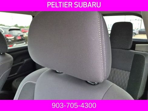 Used 2023 Nissan Titan S RWD image 17