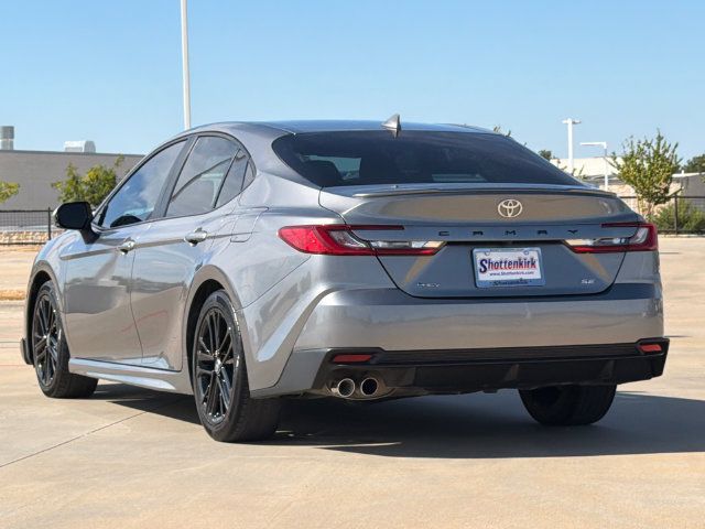 Used 2025 Toyota Camry SE w/ Convenience Package FWD image 6