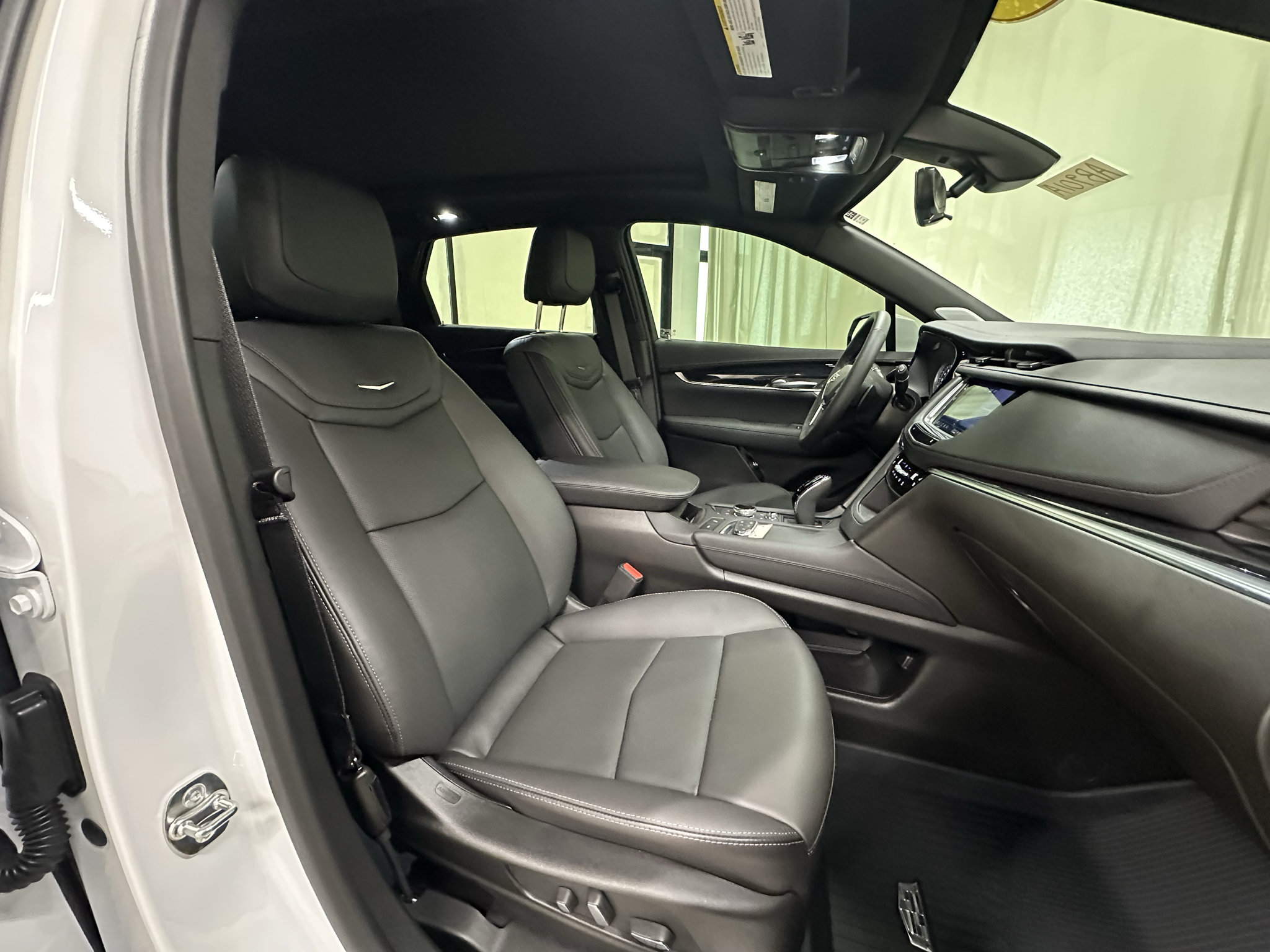 Used 2026 Cadillac XT5 Premium Luxury w/ Driver Assist Package AWD/4WD image 15