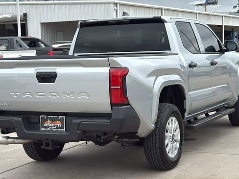Certified 2025 Toyota Tacoma SR image 5