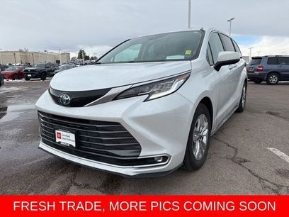 Used 2022 Toyota Sienna Limited