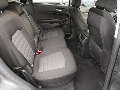 Used 2023 Ford Edge SE w/ Black Appearance Package image 15