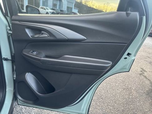 Used 2025 Chevrolet TrailBlazer LT image 16