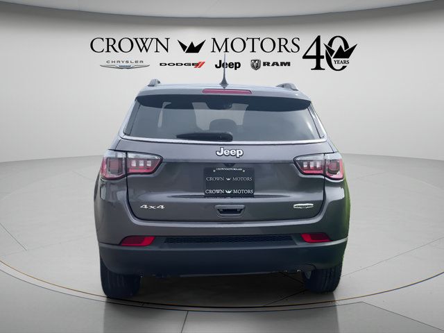 Used 2023 Jeep Compass Latitude w/ Convenience Group AWD/4WD image 6