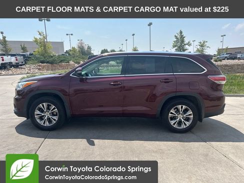 Used 2015 Toyota Highlander XLE AWD/4WD image 4