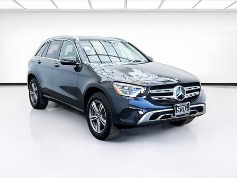 Used 2022 Mercedes-Benz GLC 300 image 3
