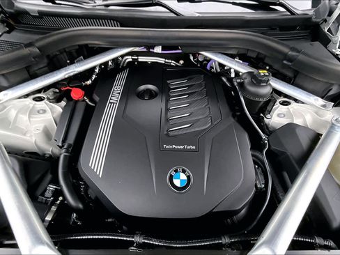 Used 2021 BMW X5 xDrive40i w/ Premium Package 3 image 30