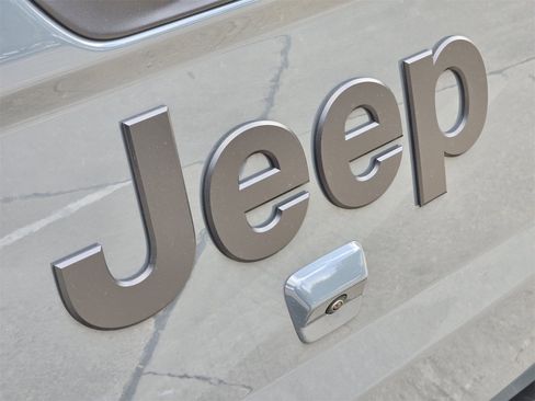 New 2026 Jeep Gladiator Sport image 12