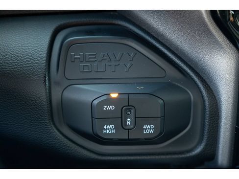Used 2025 RAM 2500 Laramie AWD/4WD image 29