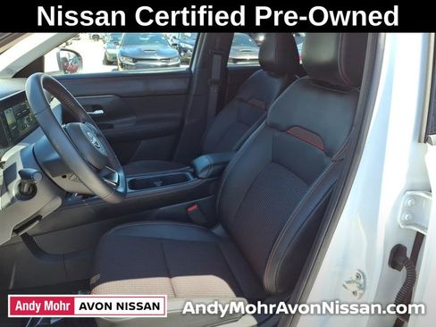Certified 2025 Nissan Kicks SR FWD image 15