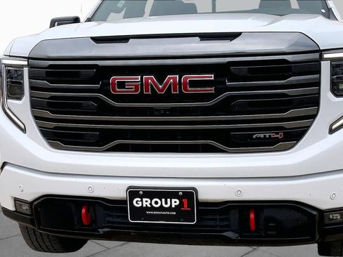 Used 2024 GMC Sierra 1500 AT4 w/ Technology Package AWD/4WD image 30