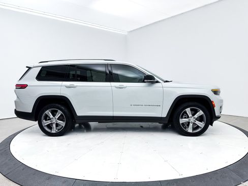 Used 2021 Jeep Grand Cherokee L Limited image 41